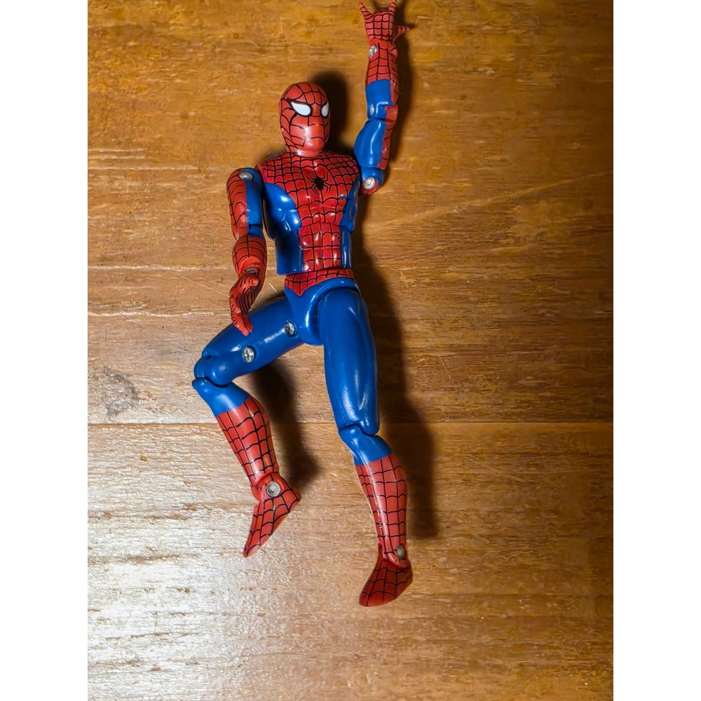 Marvel Spider-Man Action Figure Red Blue web-swinging 6 Inch Toy Marvel Comics